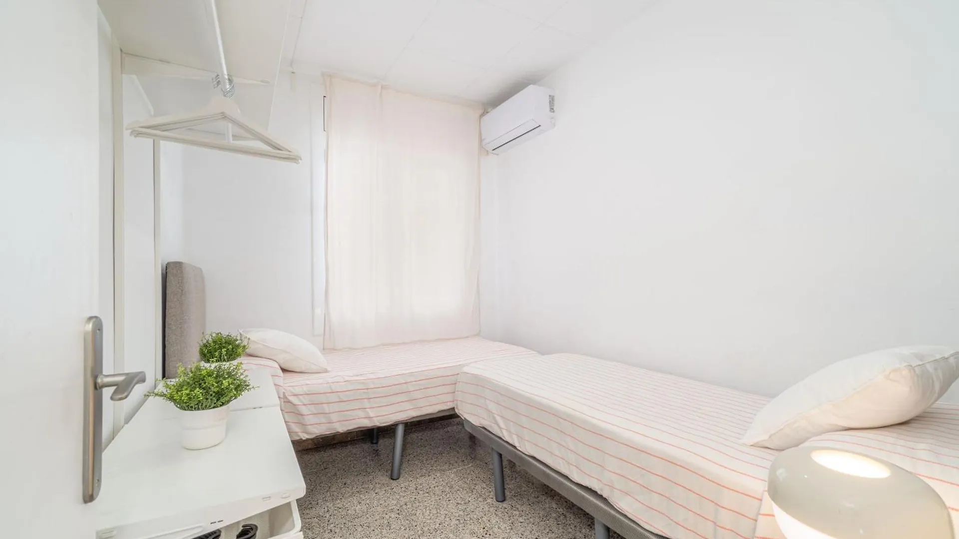 Ferienwohnung Roses Center 4 Apartment